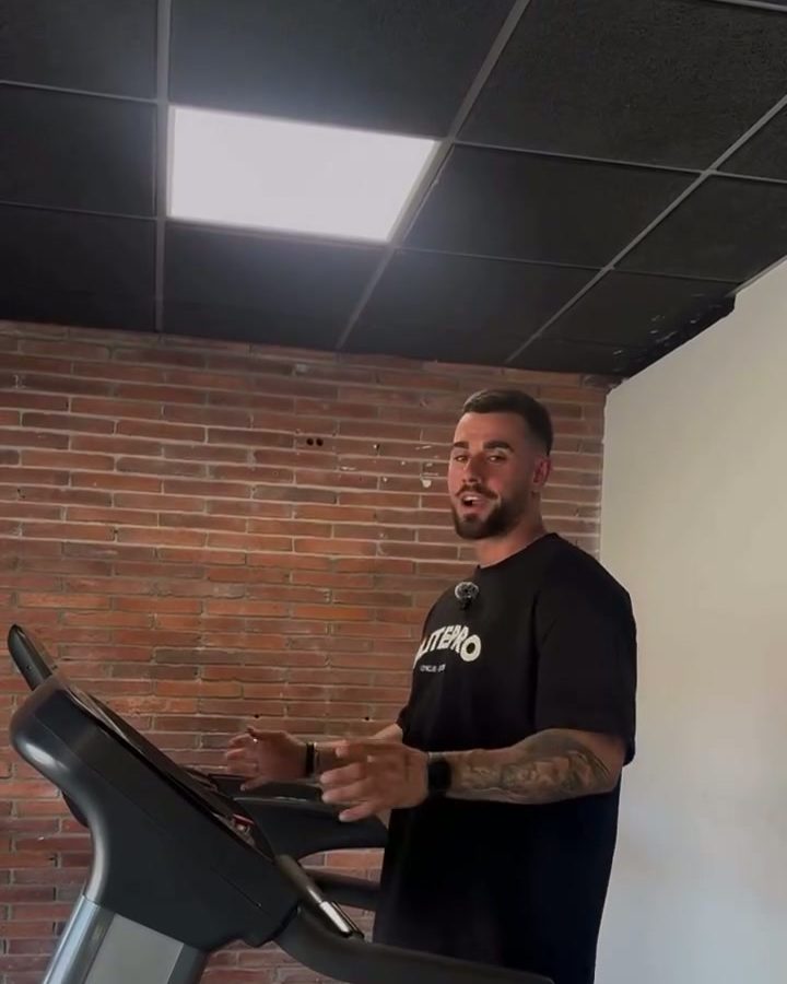 Zona de cardio del gimnasio
